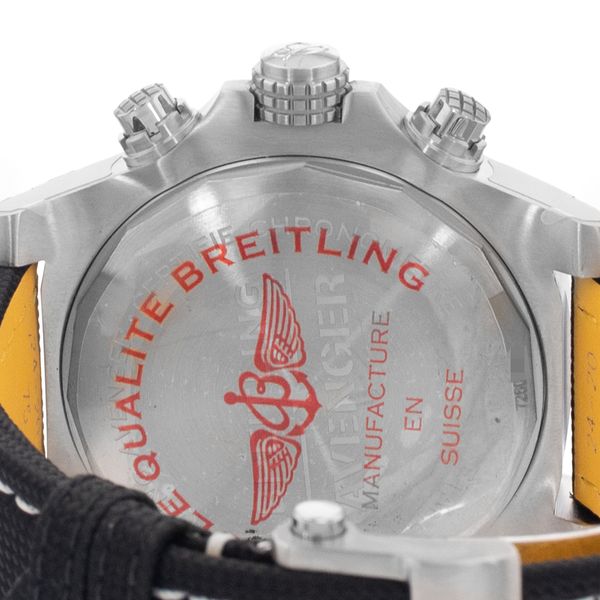 Breitling Super Avenger A13375